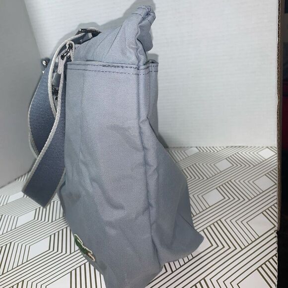 Vintage Izod Lacoste Gym Sports Holdall Nylon Bag Jeans Blue Double Handles - Picture 4 of 15